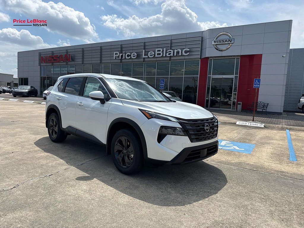 New 2027 Everest White Pearl Tricoat Nissan SV image 1
