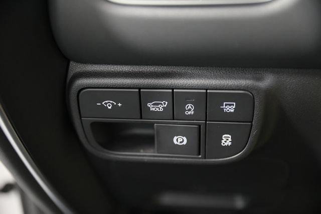 New 2026 White Hyundai SEL Premium AWD image 48