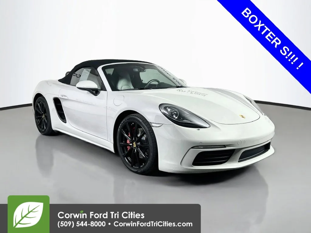 Used 2019  Porsche  image 1