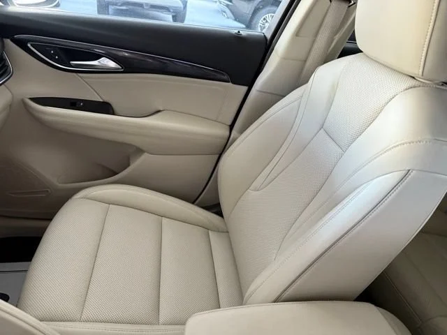 2023 Buick Envision Essence - Photo 22