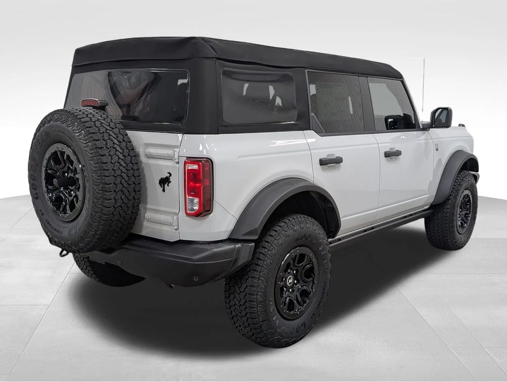 New 2026 Avalanche Gray Ford Big Bend® image 20