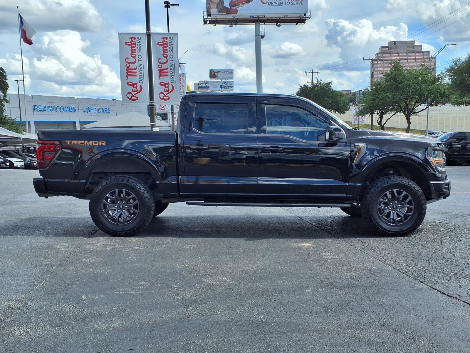 Used 2025 Black Ford Tremor image 4
