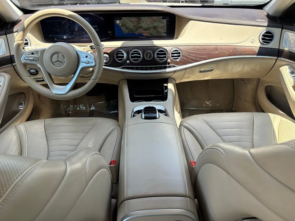 Used 2020 designo Diamond White Metallic Mercedes-Benz S 560 image 15
