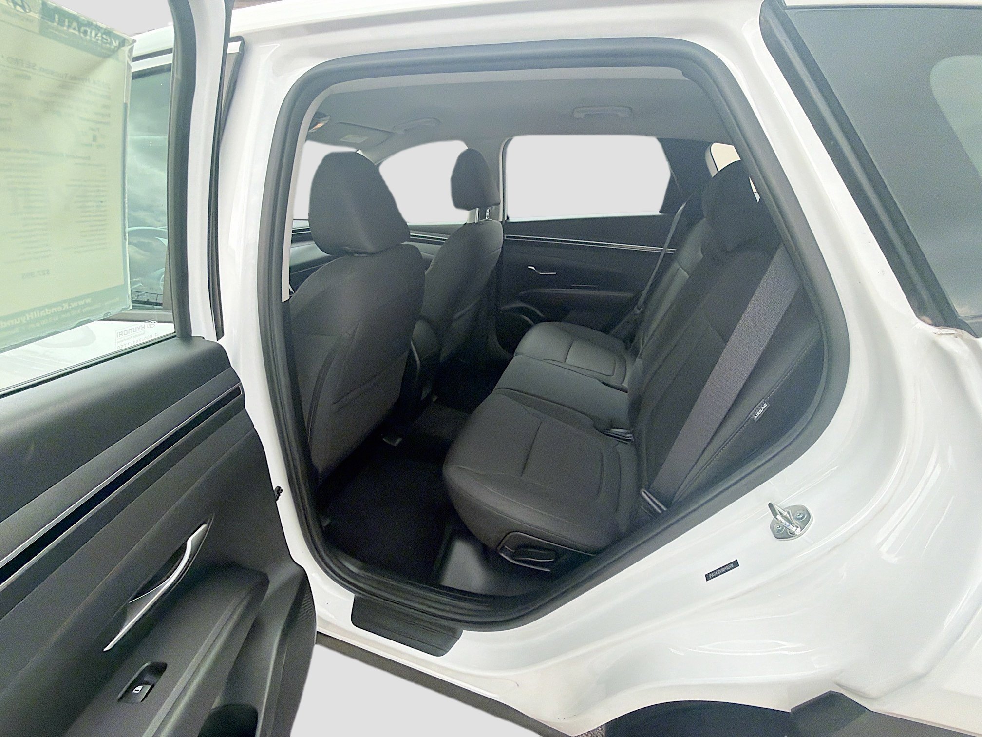 Used 2024 White Pearl Hyundai SE image 20