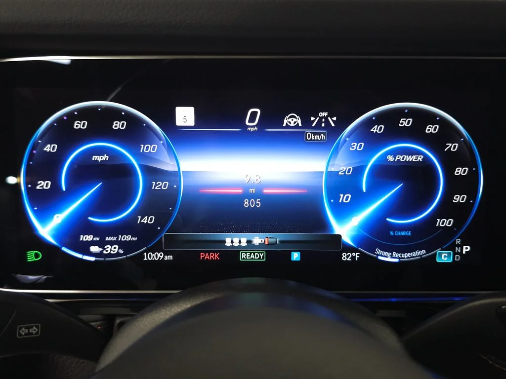 Certified Used 2025 Black Mercedes-Benz G 580 image 14