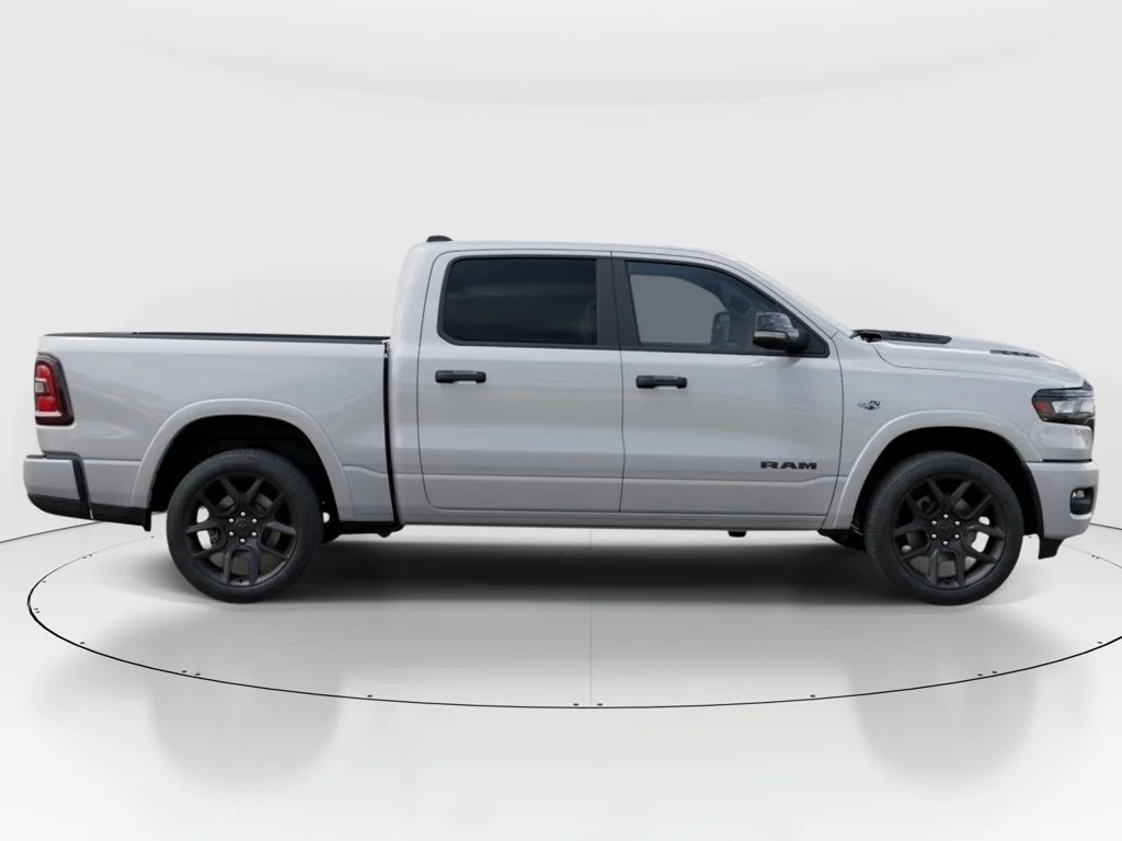 New 2026 Ivory White Tri-Coat Pearl-Coat Exterior Paint RAM Laramie image 23