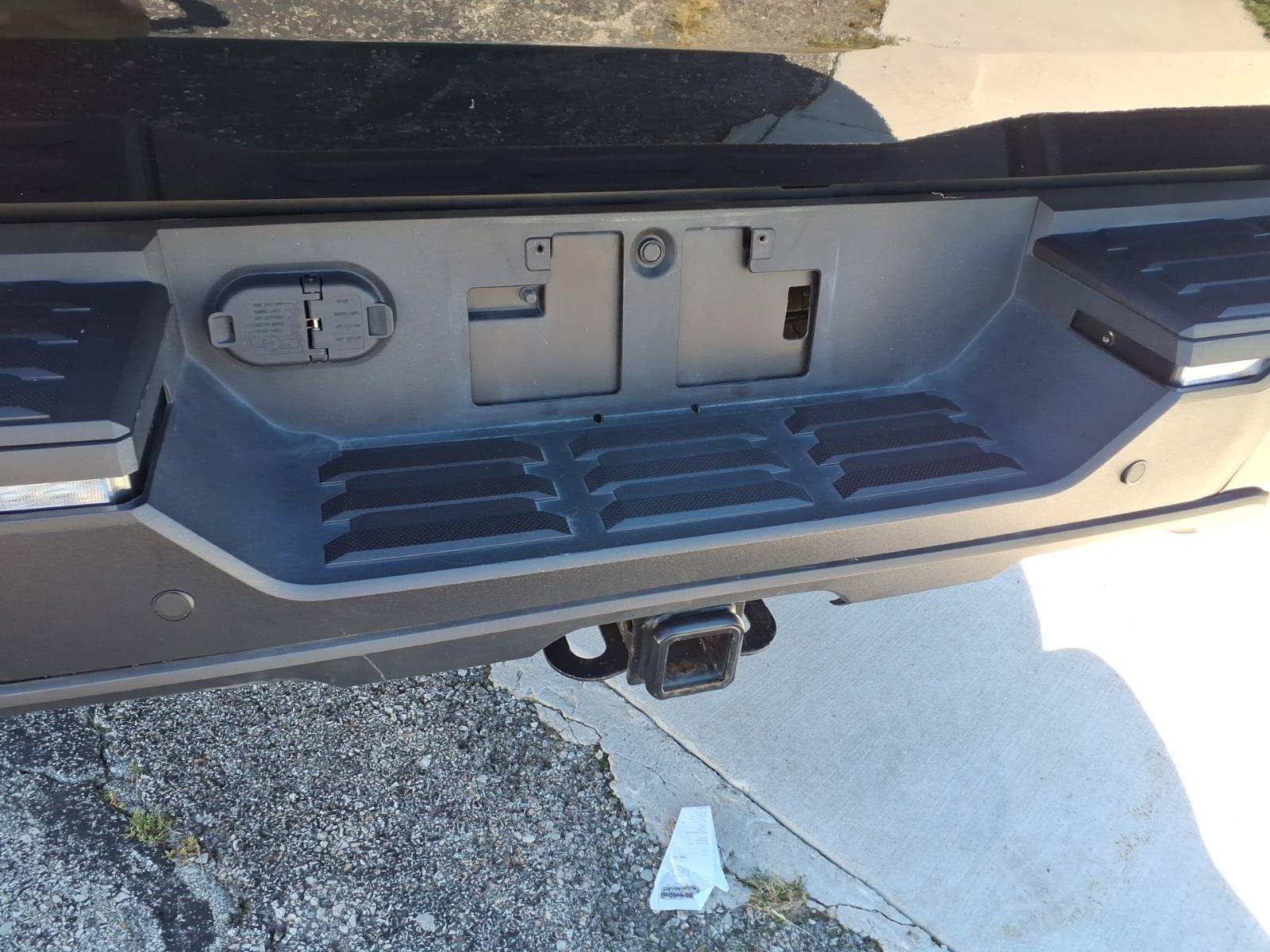 2024 Toyota Tundra SR5 - Photo 17
