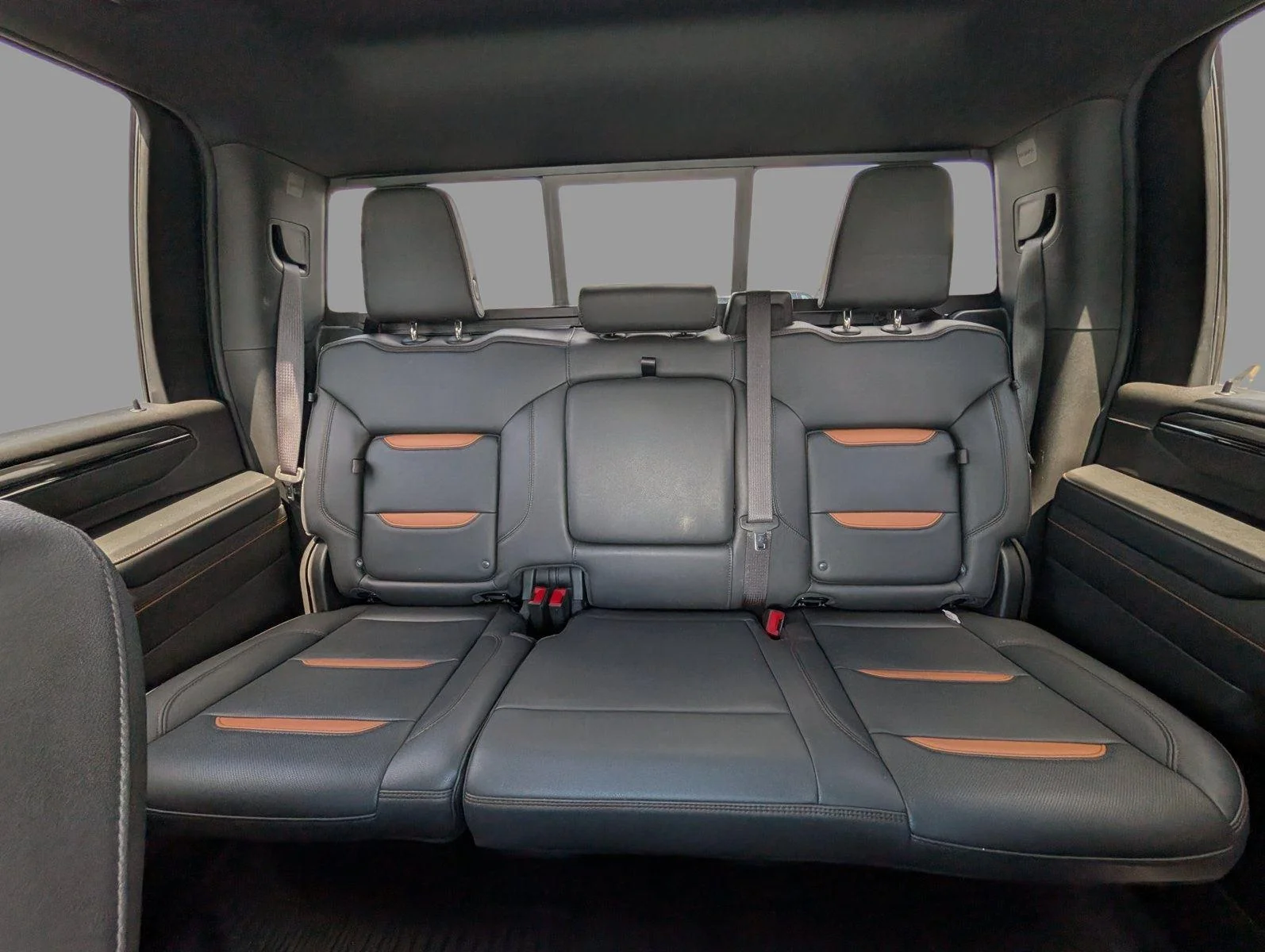 Used 2024 Onyx Black GMC AT4 image 17