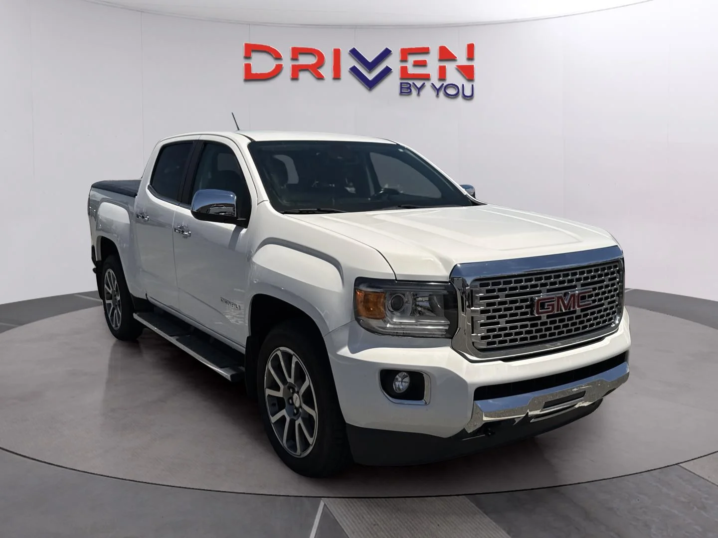 Used 2020 SUMMIT WHITE GMC 4WD Denali image 7