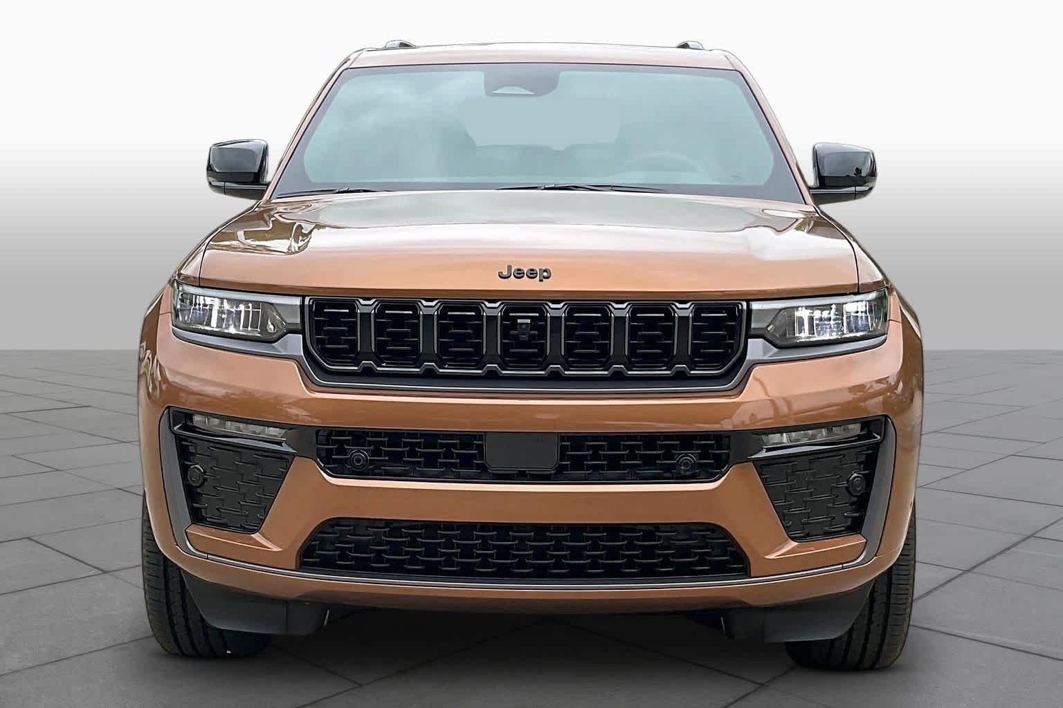 New 2026 Copper Shino Metallic Clear-Coat Exterior Paint Jeep Limited Reserve image 3