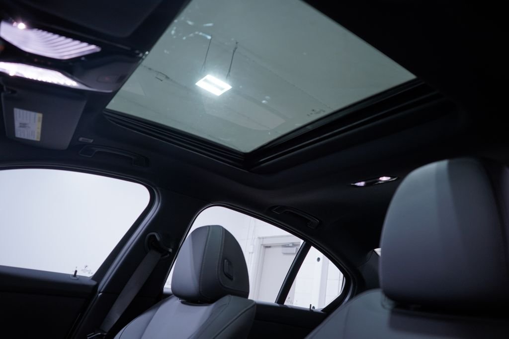 2026 BMW 3 Series 330i - Photo 17