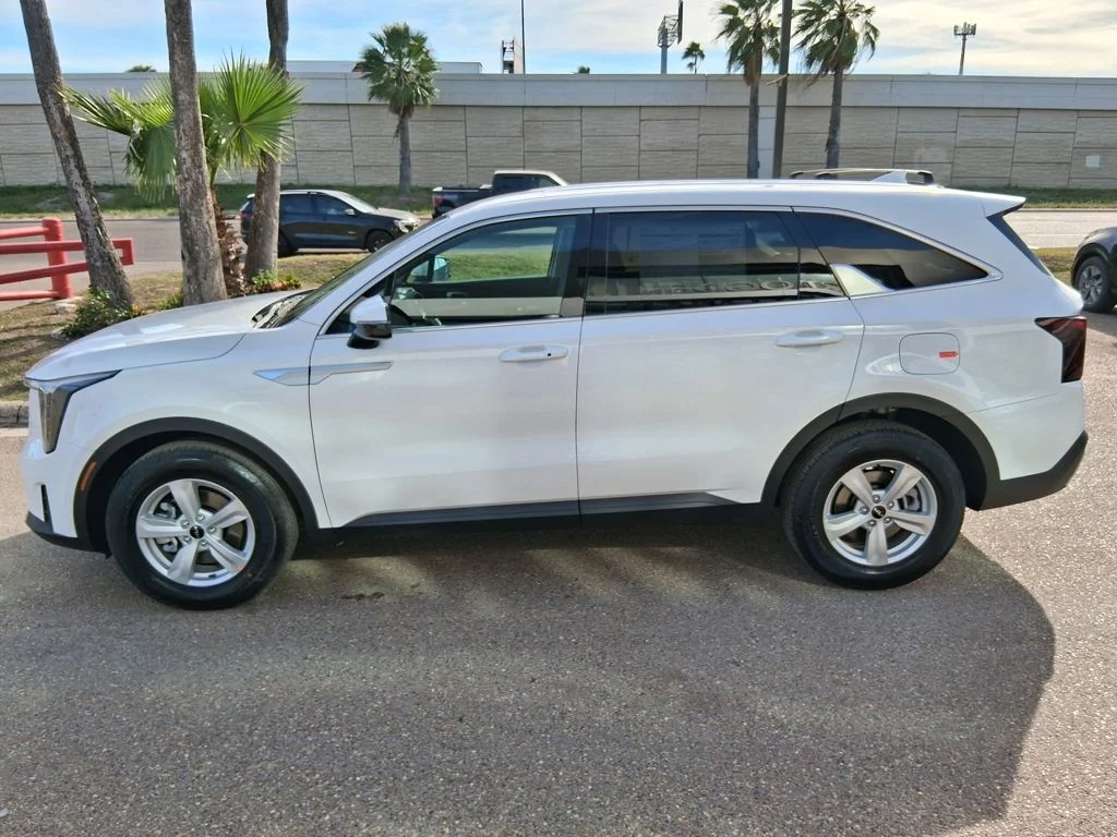 New 2026 White Kia LX image 4