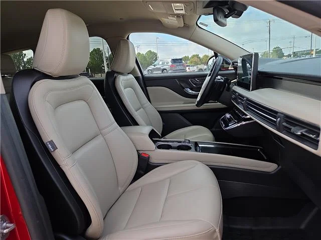 Used 2025 Red Carpet Metallic Tinted Clearcoat Lincoln Premiere Front-Wheel Drive image 13