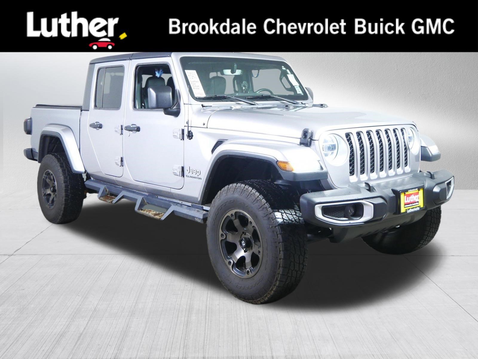 2020 Jeep Gladiator Overland's photo