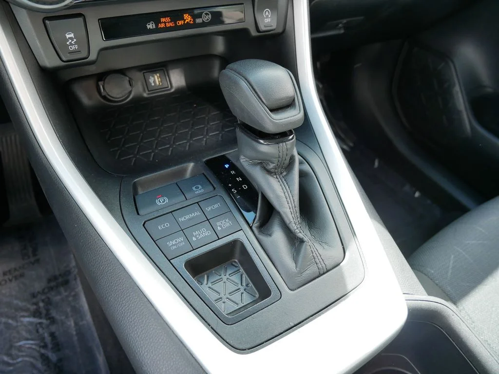 Used 2025 Black Toyota XLE image 22