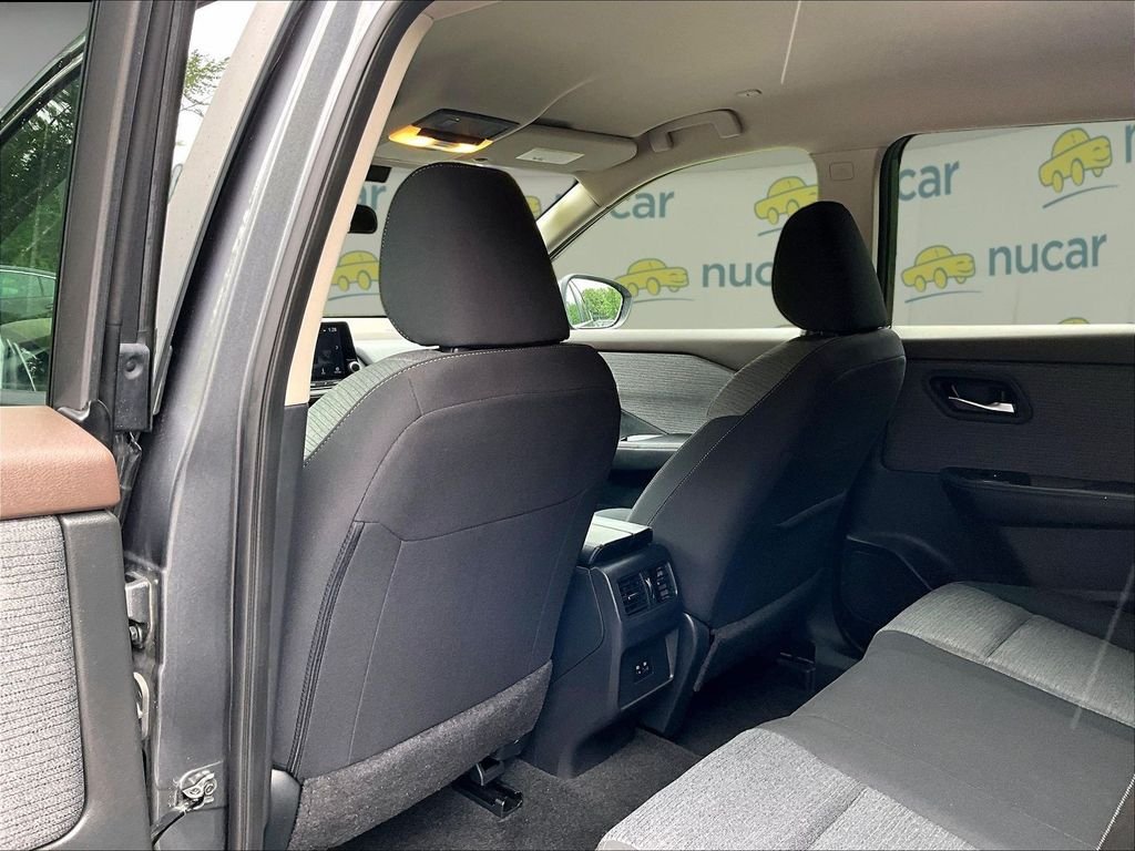 Used 2023 Gray Nissan SV image 21