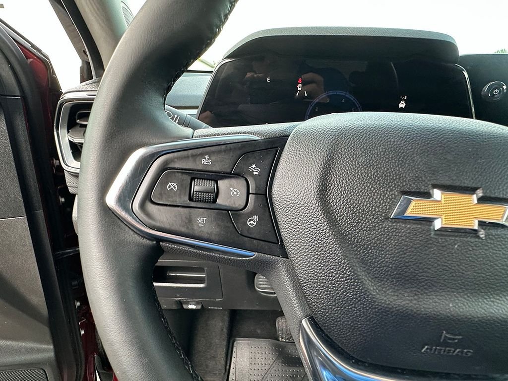 Used 2025 Red Chevrolet LT image 36