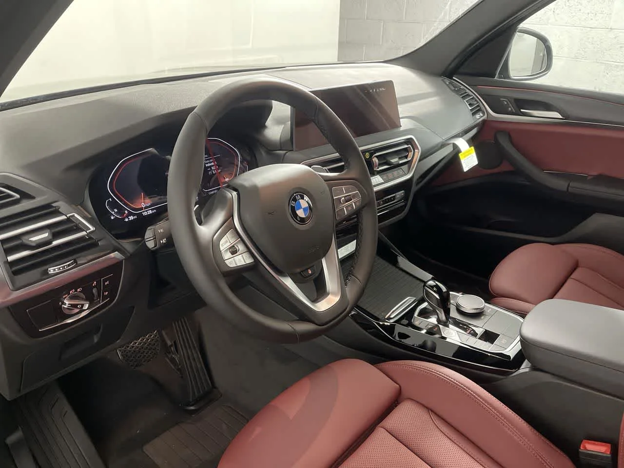 Used 2024 Black Sapphire Metallic BMW xDrive30i image 12