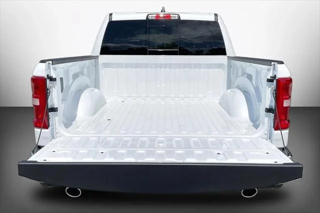 New 2026 Ivory White Tri-Coat Pearl-Coat Exterior Paint RAM LARAMIE image 23