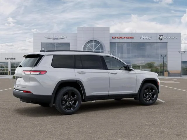 New 2026 Bright White Clear-Coat Exterior Paint Jeep Limited image 32
