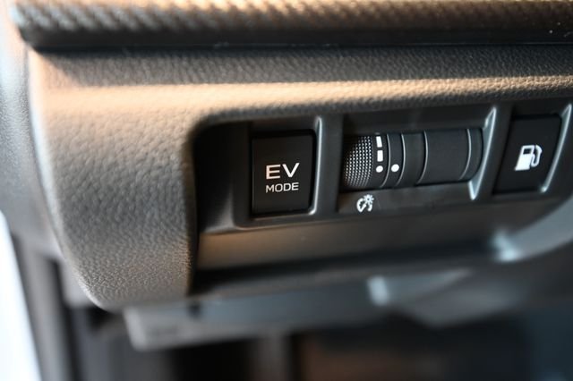 New 2026 ICE SILVER METALLIC Subaru Limited Hybrid image 23