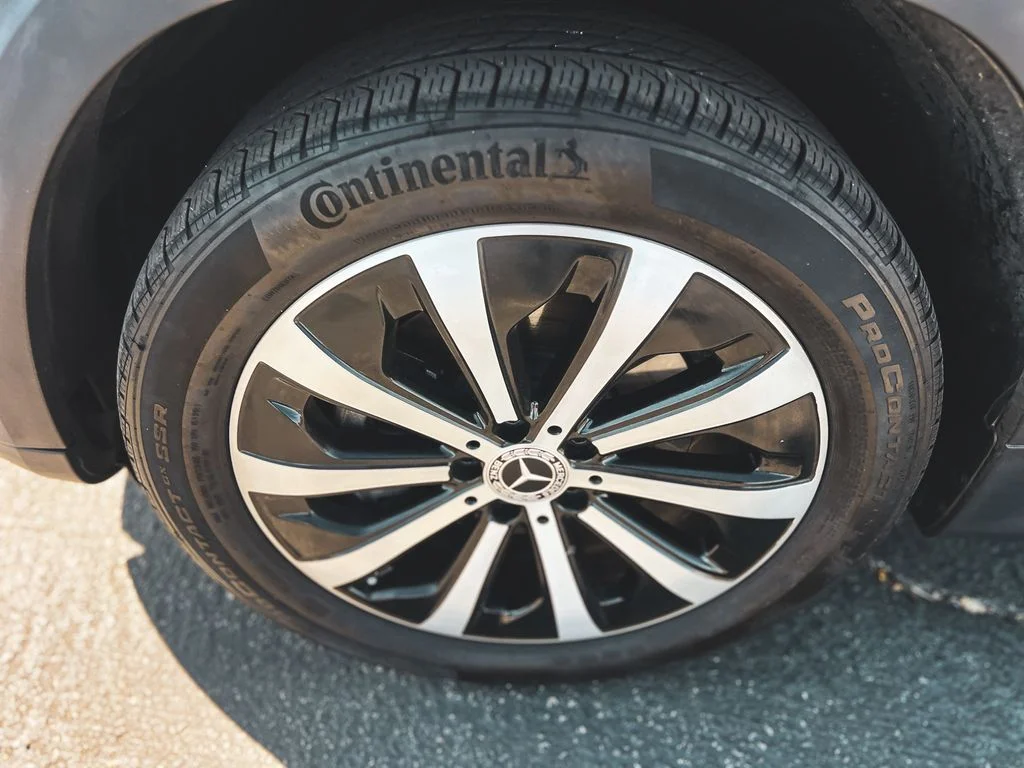 Used 2022 Black Mercedes-Benz GLB 250 image 10