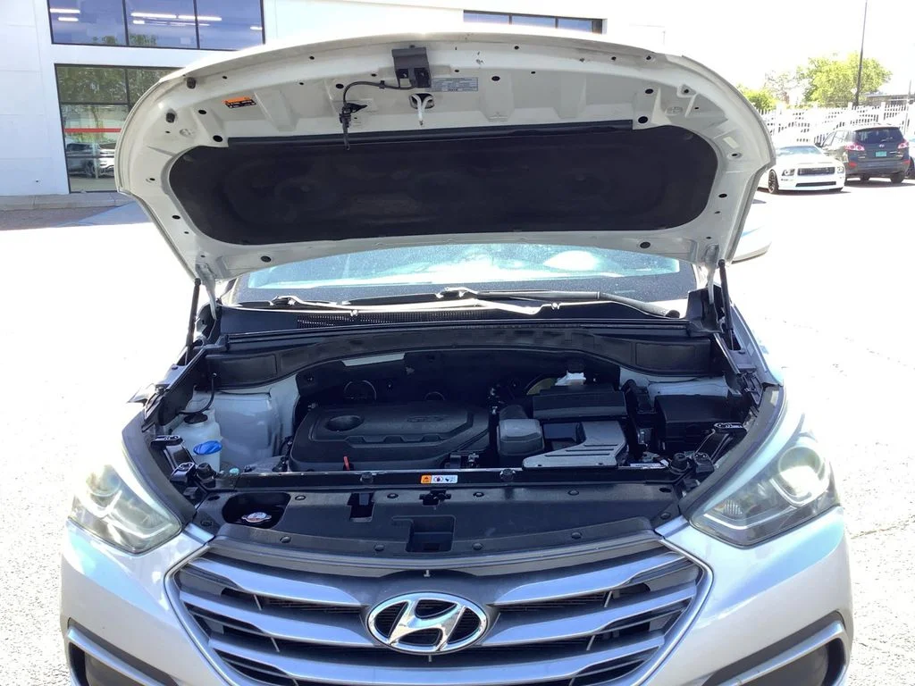 Used 2018 Silver Hyundai 2.4 Base image 21