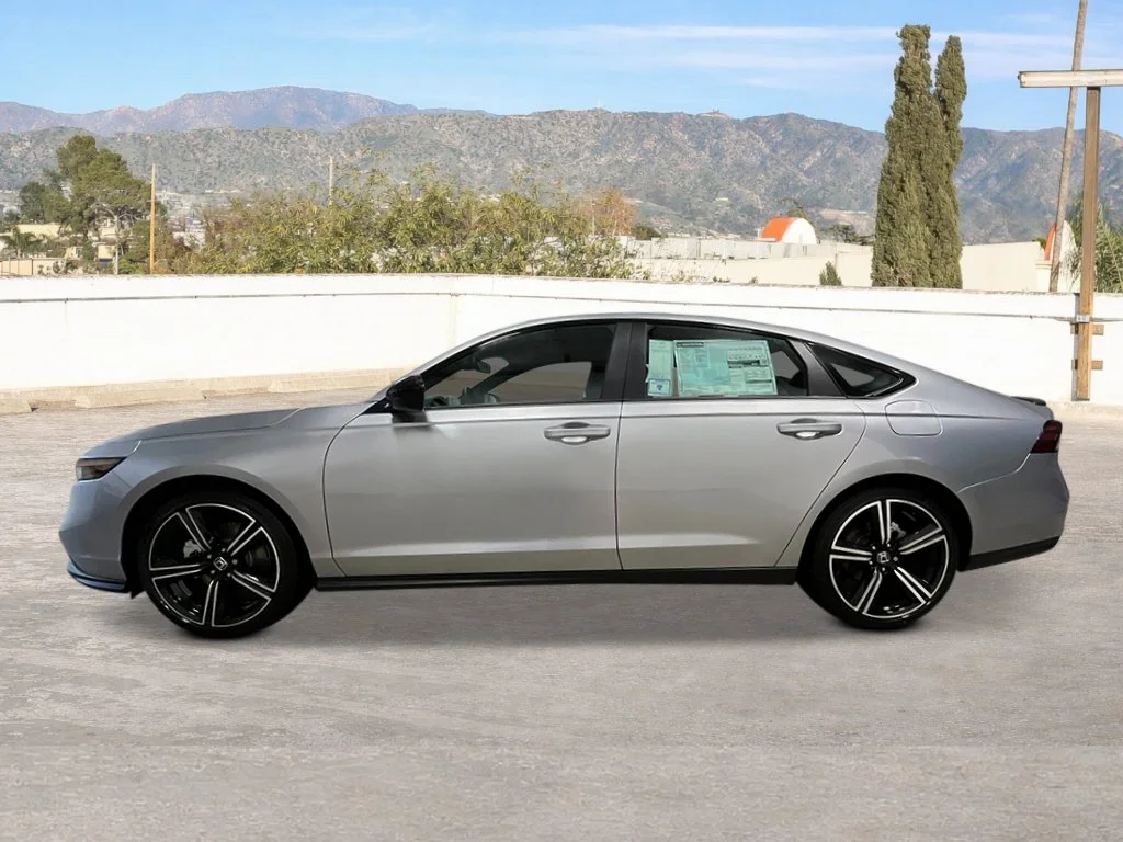 New 2026 Solar Silver Metallic Honda Sport image 2