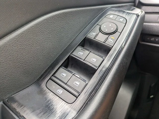Used 2024 Silver Nissan S image 23