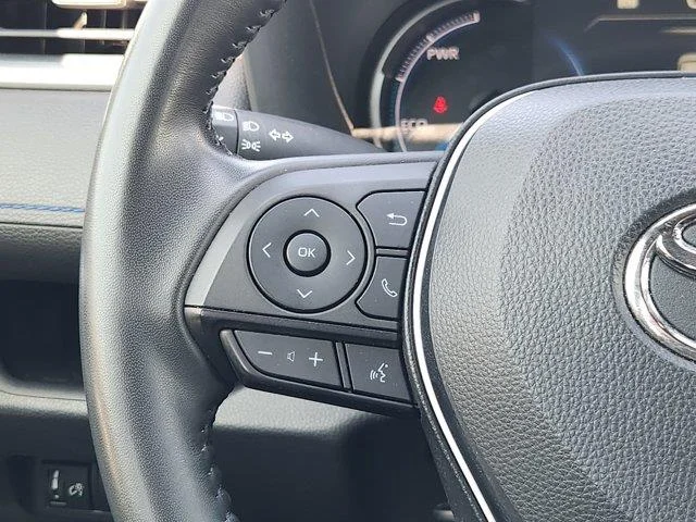 Used 2024 Wind Chill Pear Toyota SE image 28