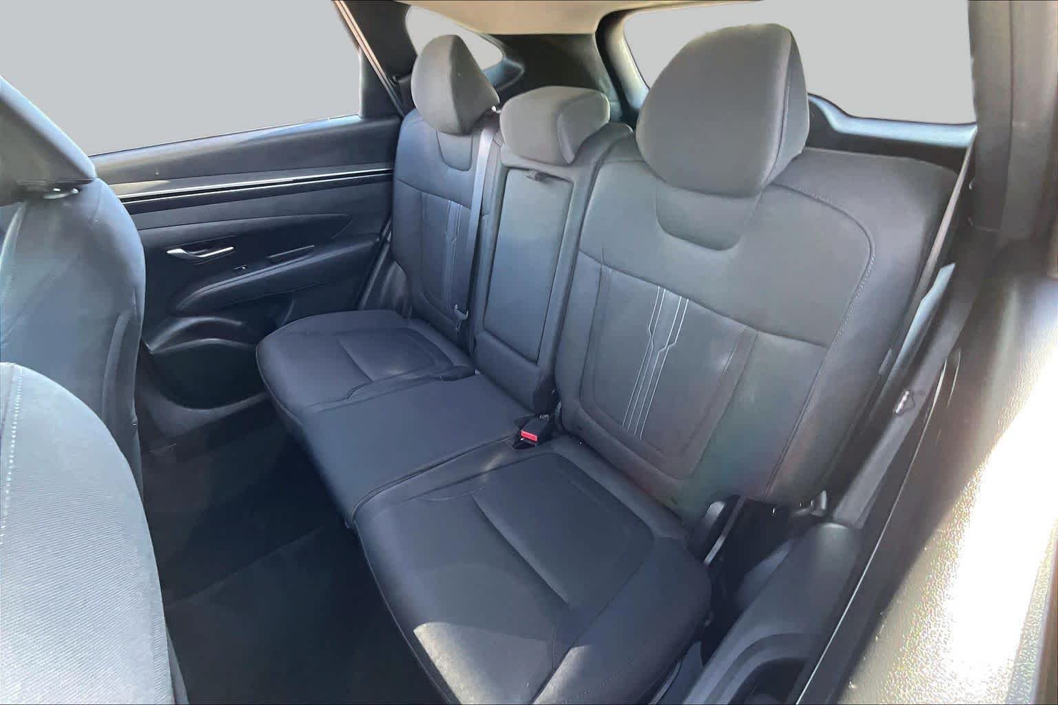 Used 2024 Ultimate Red Hyundai SEL image 19