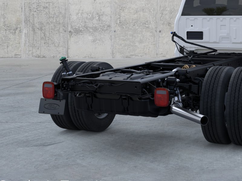New 2026 Oxford White Ford XL image 21