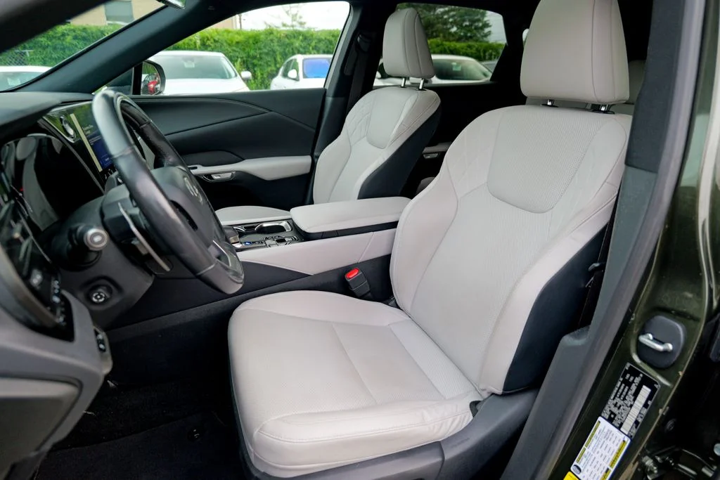 Used 2023 Green Pearl Lexus 350 Premium image 22