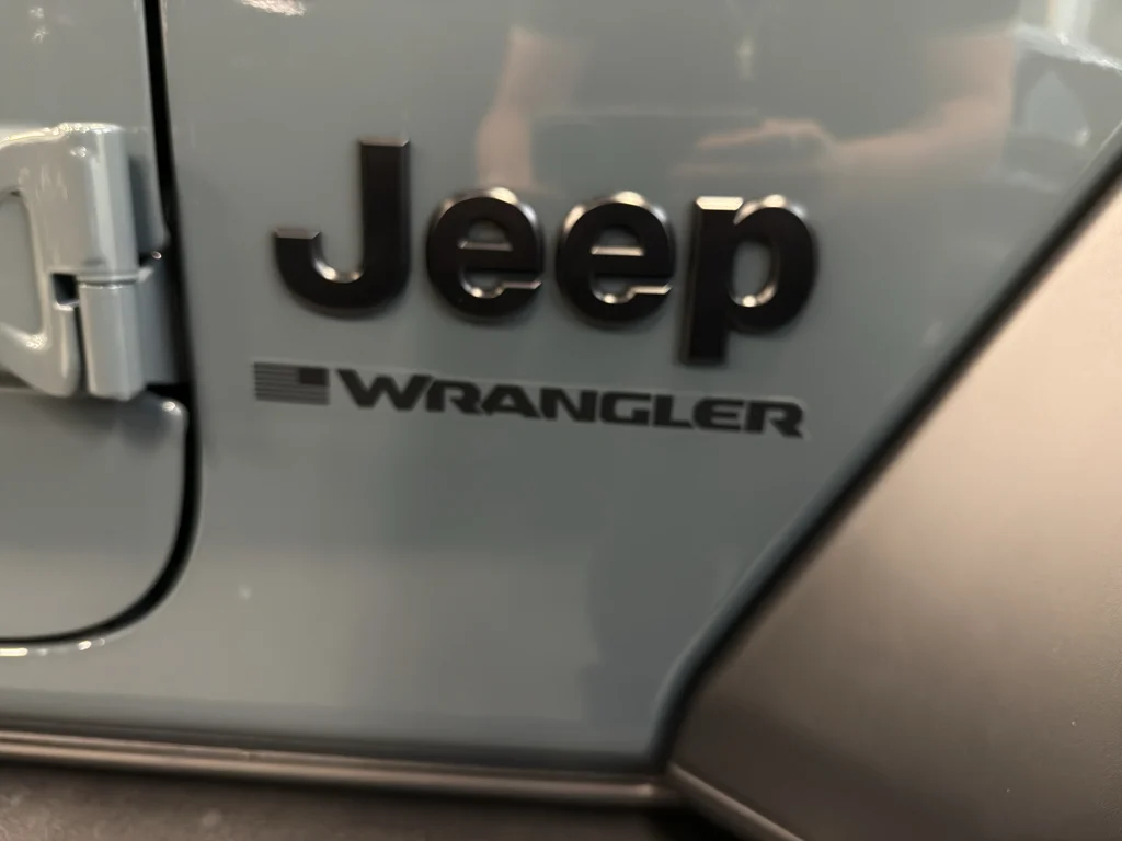 New 2026 Anvil Clearcoat Jeep Sport S image 40