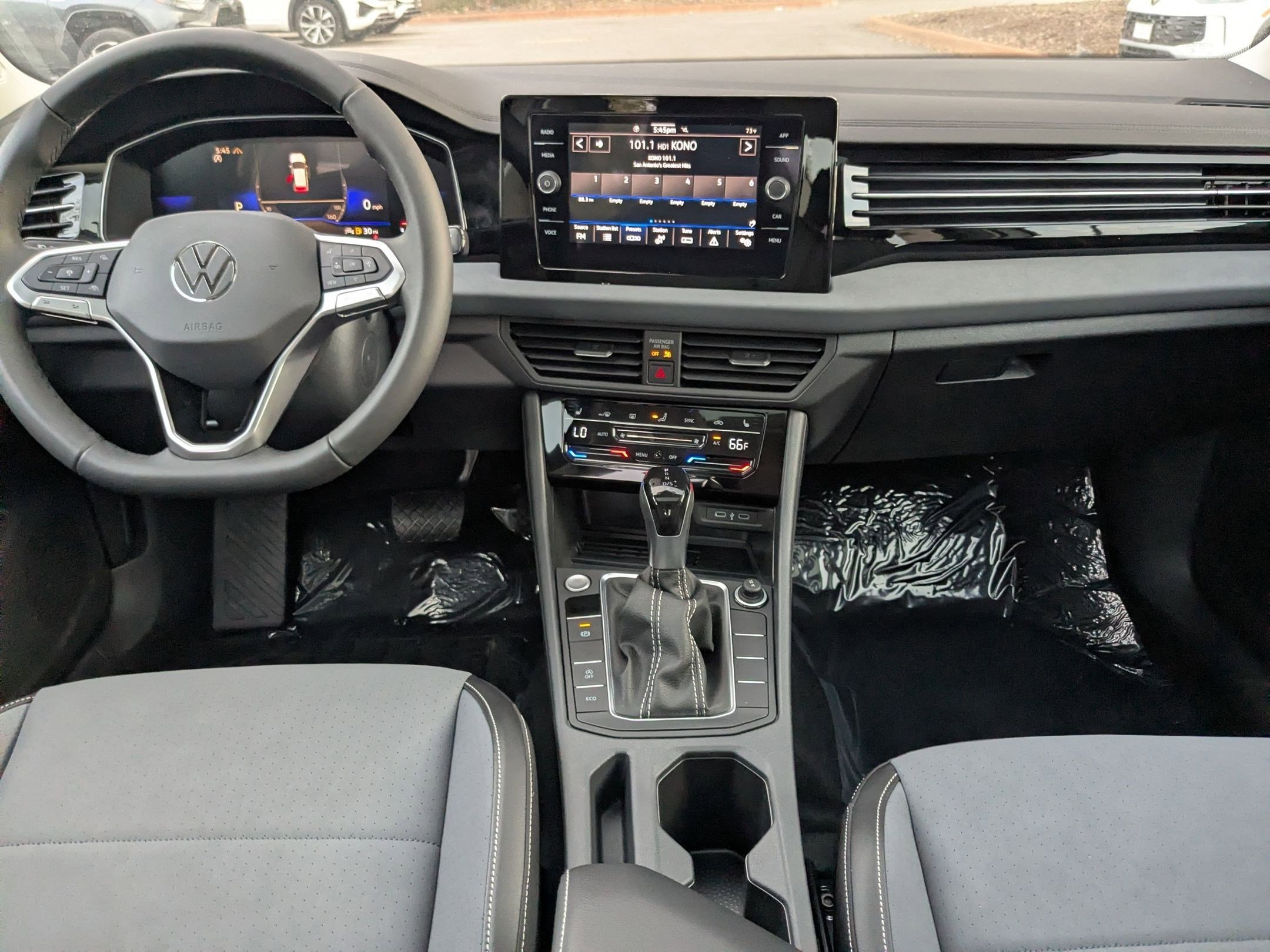 New 2026 Opal White Pearl Volkswagen SE image 16