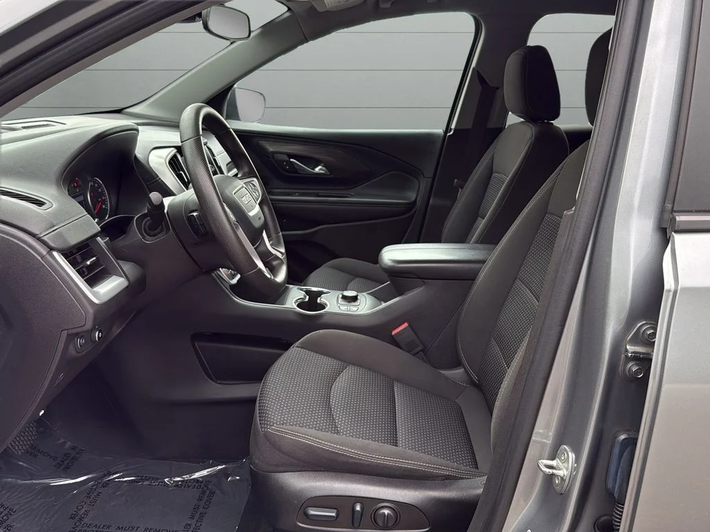 Used 2023 Silver GMC SLE image 10