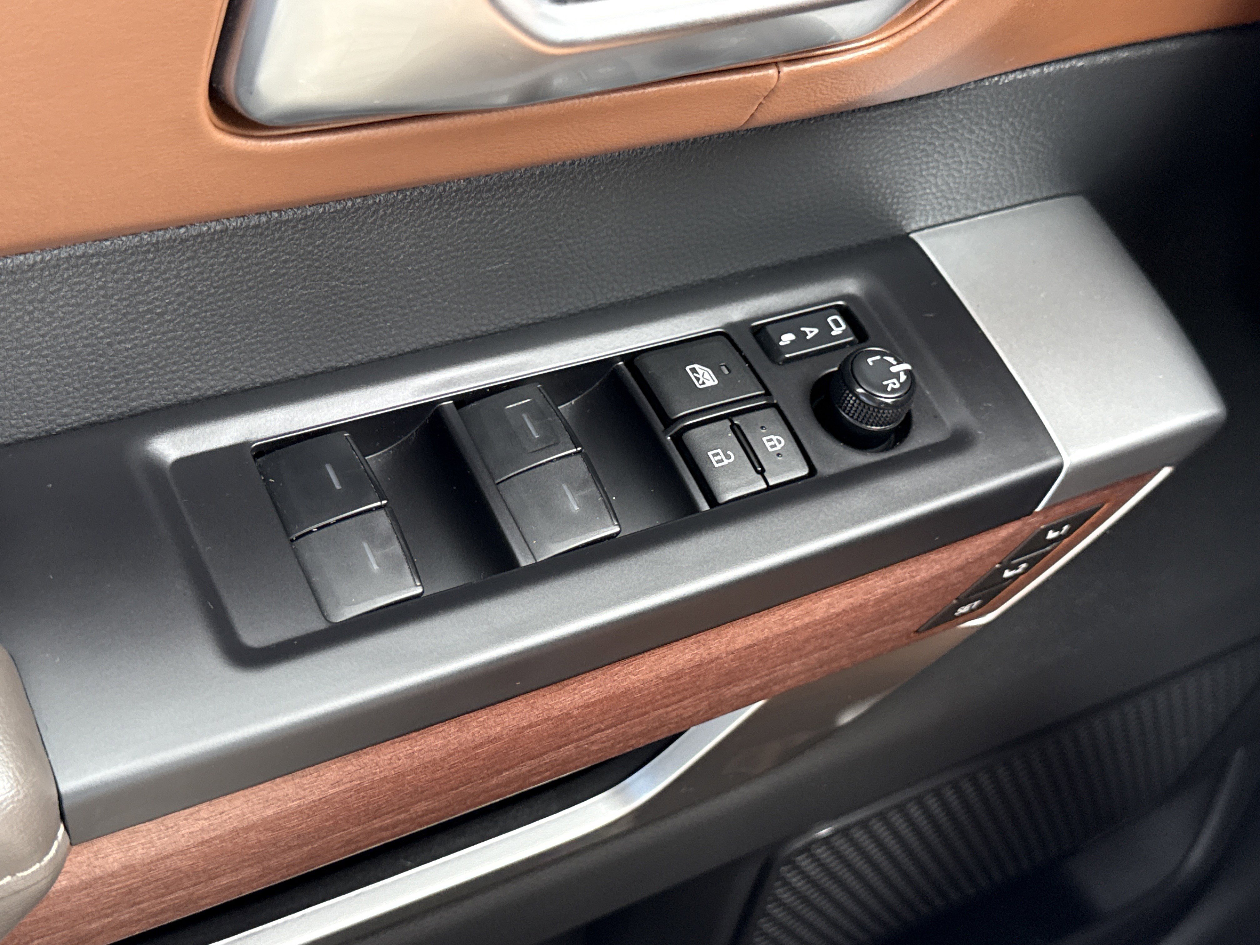 2024 Toyota Tundra 1794 Edition - Photo 20