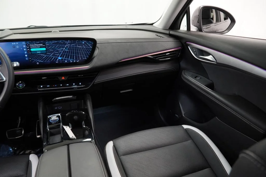 2025 Buick Envision Sport Touring - Photo 11