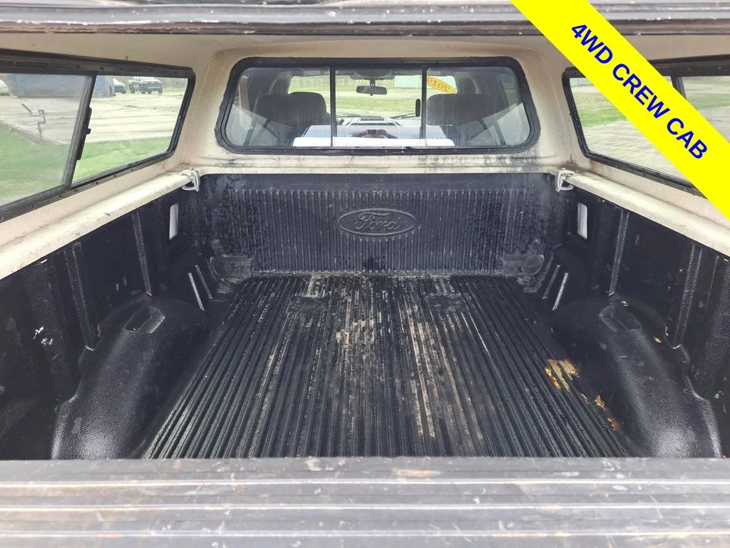 Used 2019 Silver Ford XLT image 22