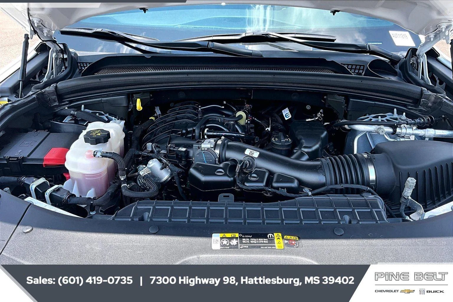 Used 2024 Bright White Clearcoat Jeep Laredo X image 8
