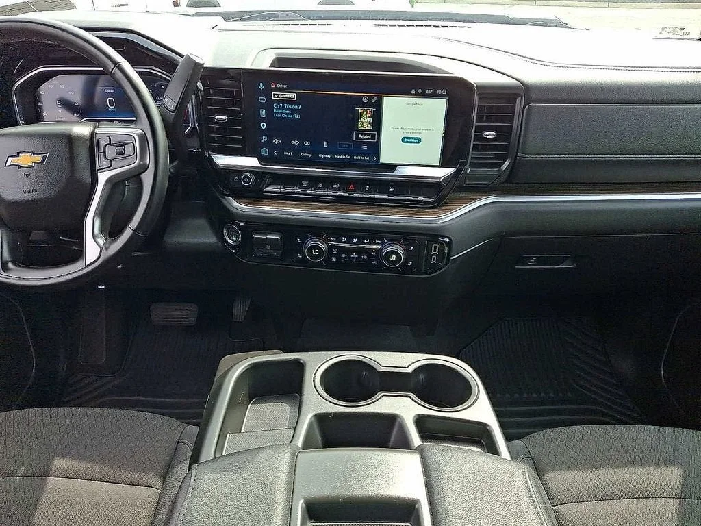 Used 2025 Sterling Gray Metallic Chevrolet LT image 39