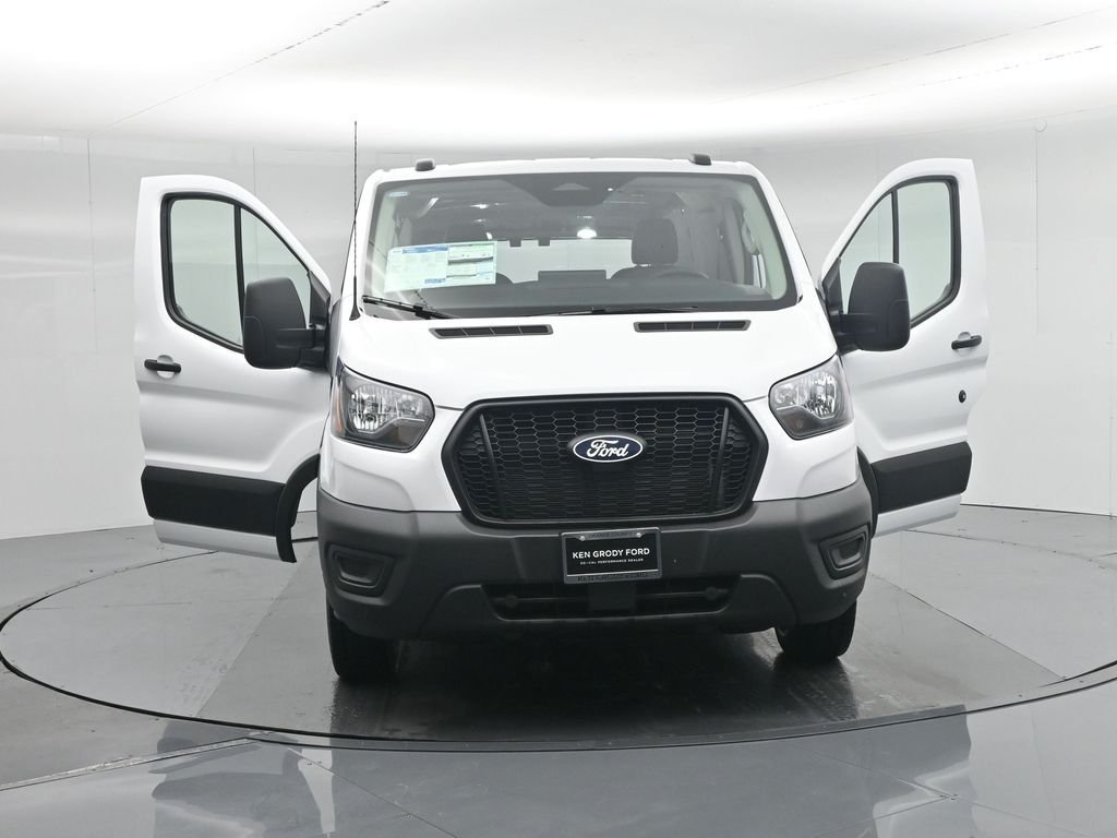 New 2026 Oxford White Ford Base image 25