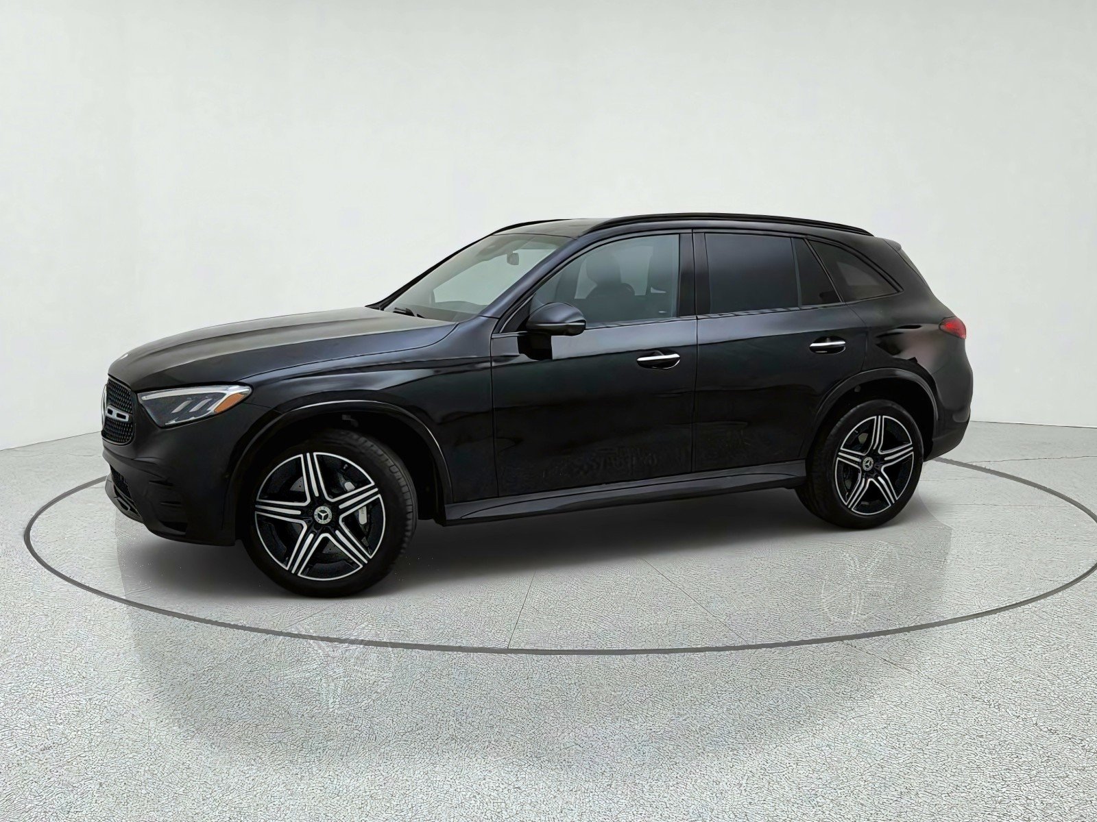 Certified Used 2026 Black Mercedes-Benz GLC 300 image 15