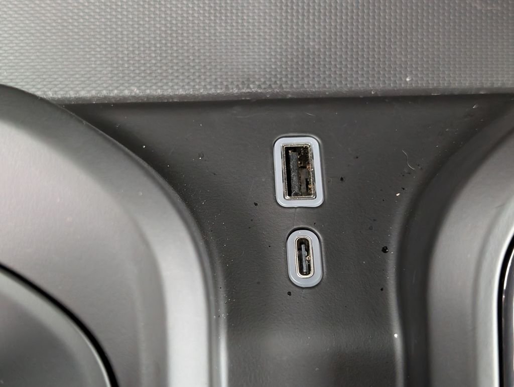 Used 2026 Silver GMC AT4 image 35