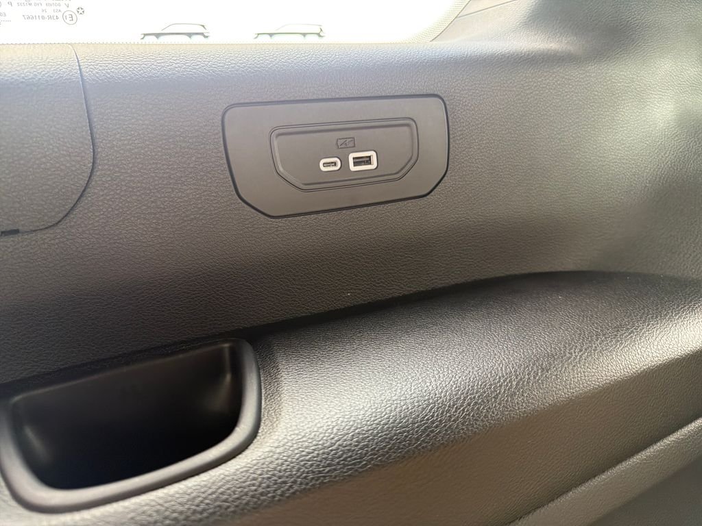 New 2026 Bright White Clearcoat Jeep Limited image 30