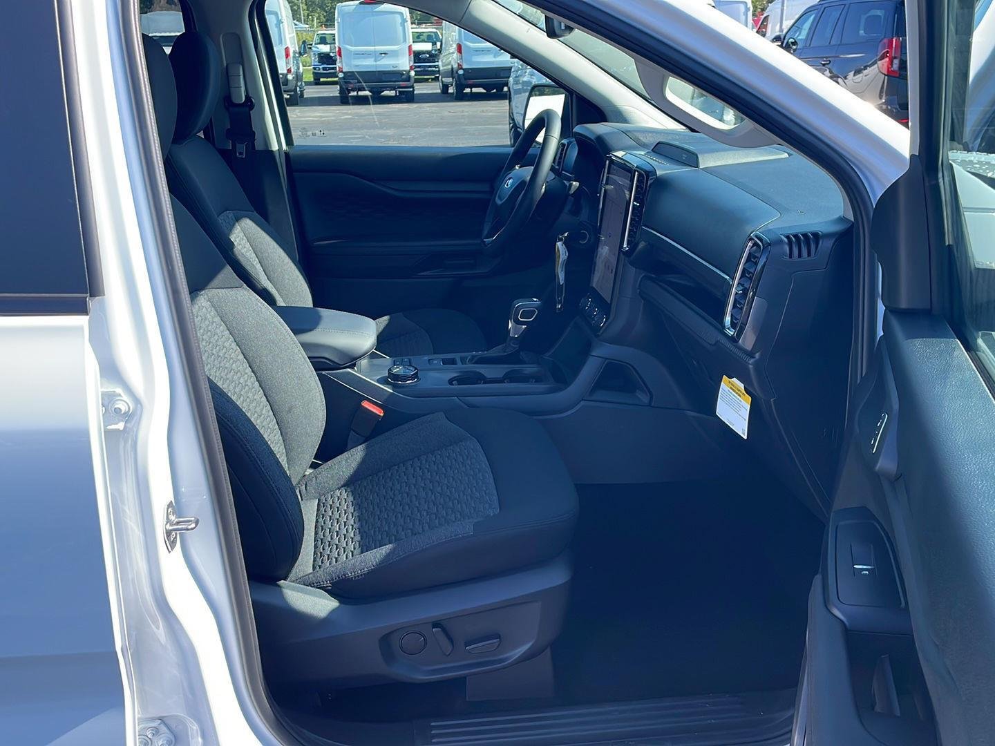 New 2026 Oxford White Ford XLT image 25