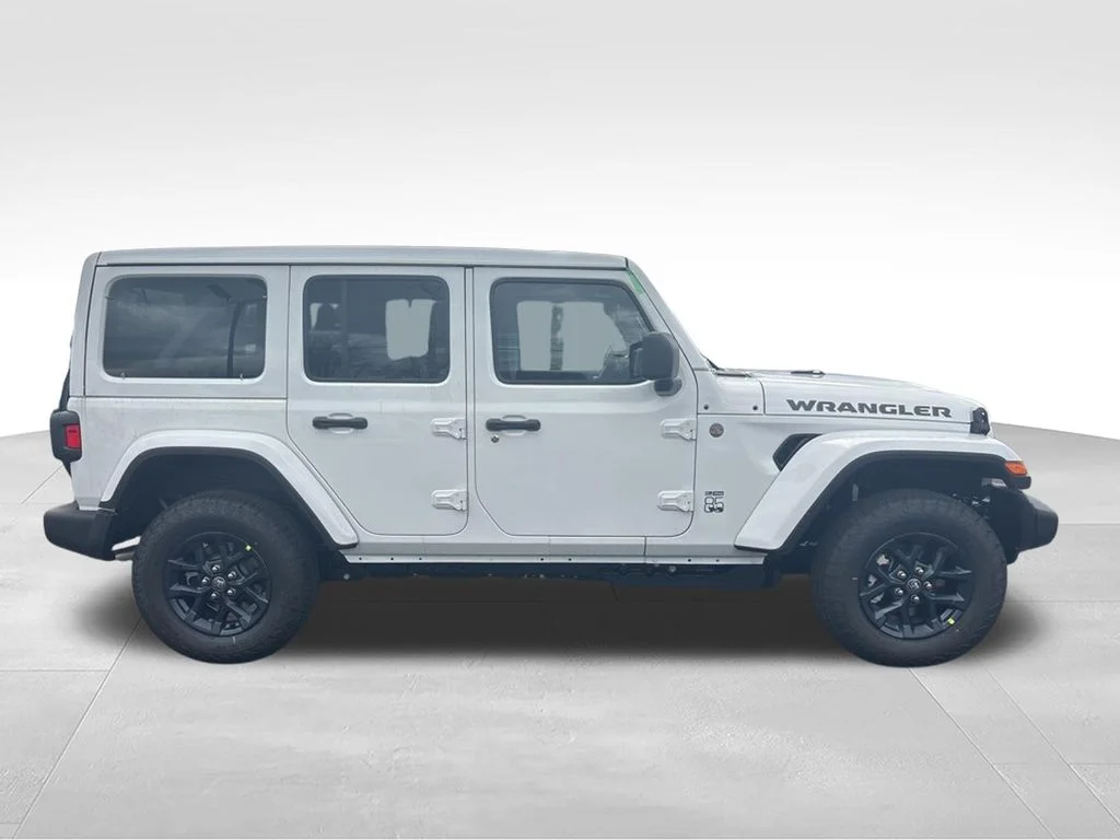 New 2026 Bright White Clear-Coat Exterior Paint Jeep 85th Anniversary image 2
