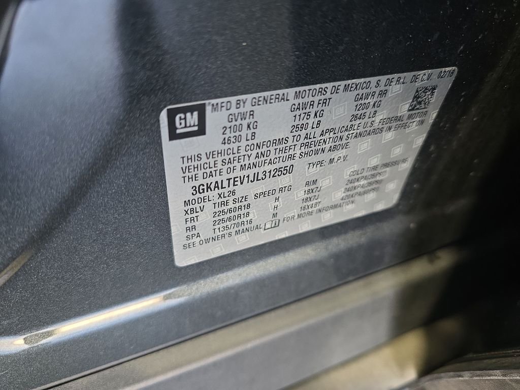 Used 2018 Gray GMC SLE image 29