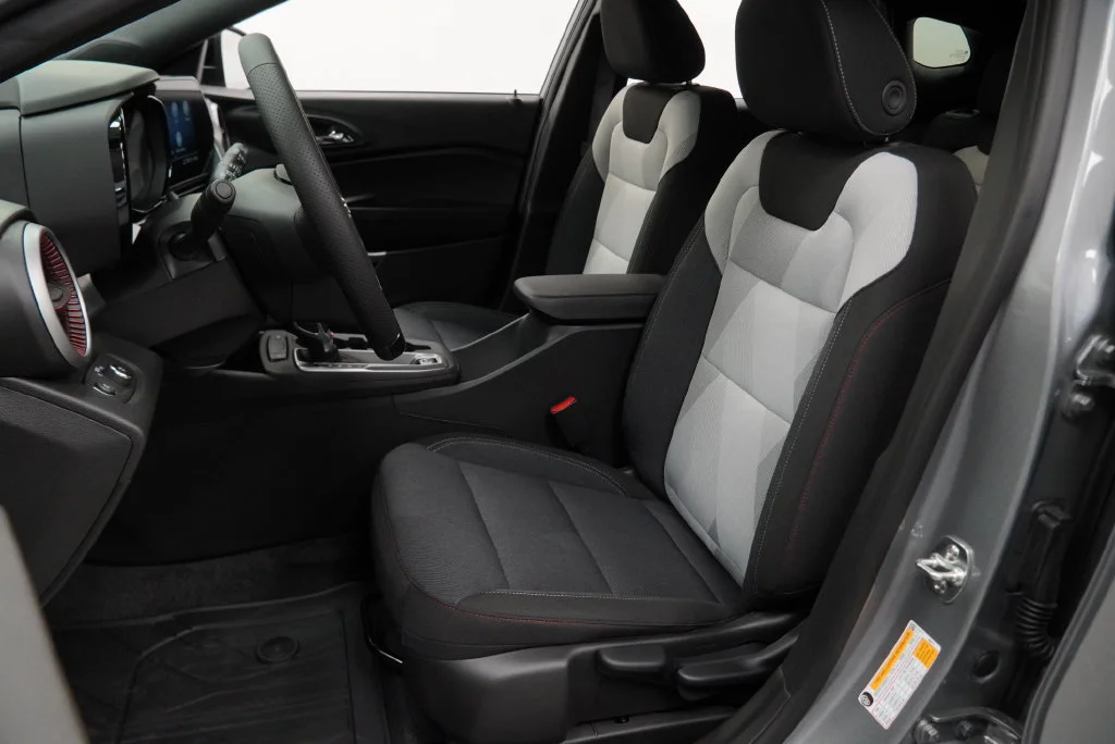 New 2026 Sterling Gray Metallic Chevrolet 1RS image 4