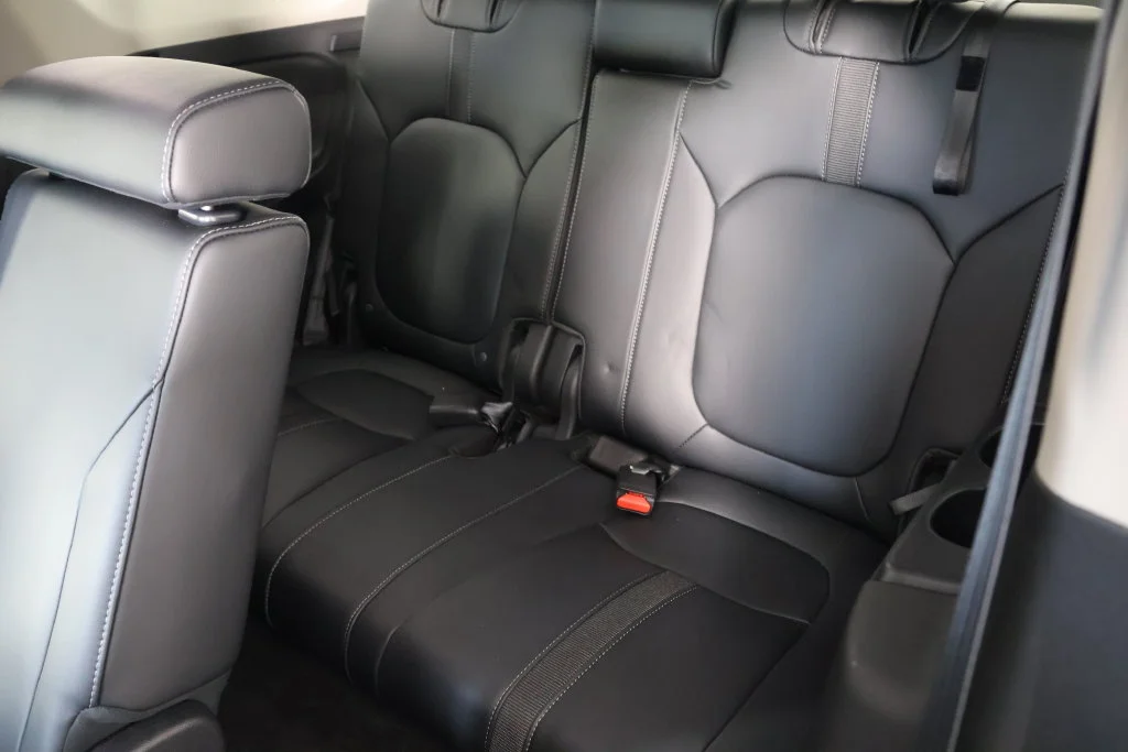 Used 2023 Platinum White Pearl Honda EX-L image 21